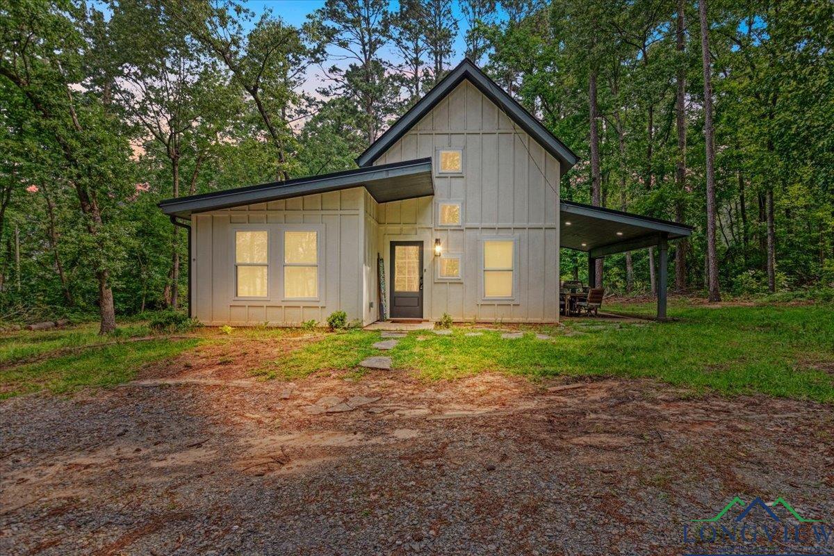 299 Southshore Drive, Lone Star, Texas image 2