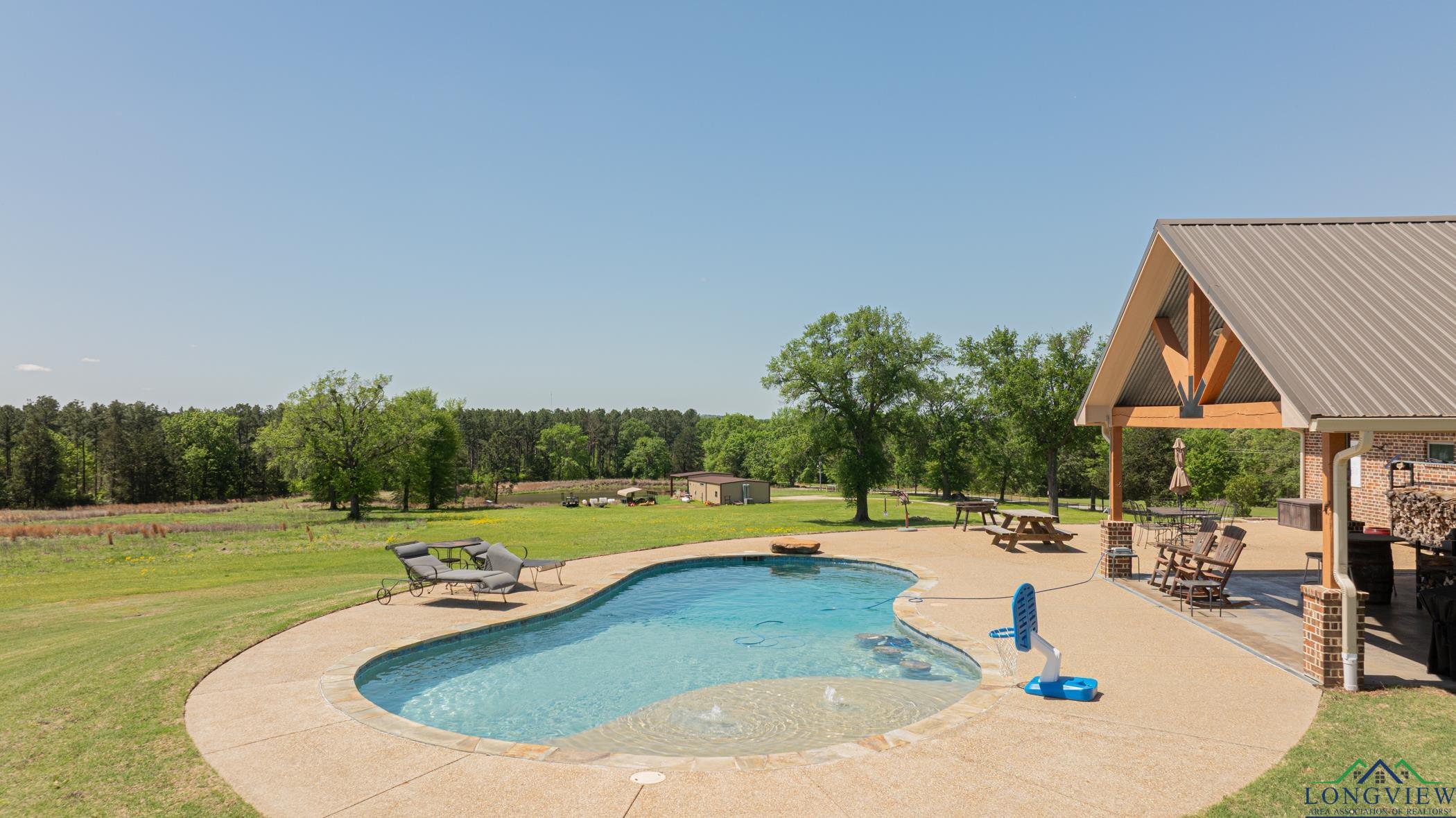 8148 County Road 3111 N, Kilgore, Texas image 35