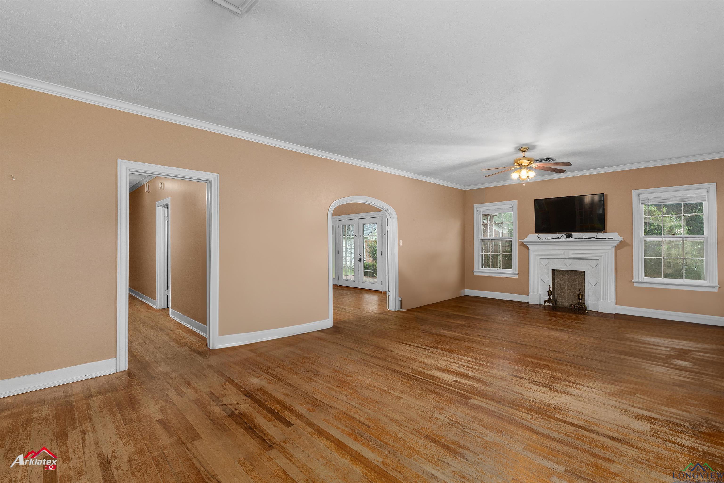 1204 Collins St, Henderson, Texas image 10