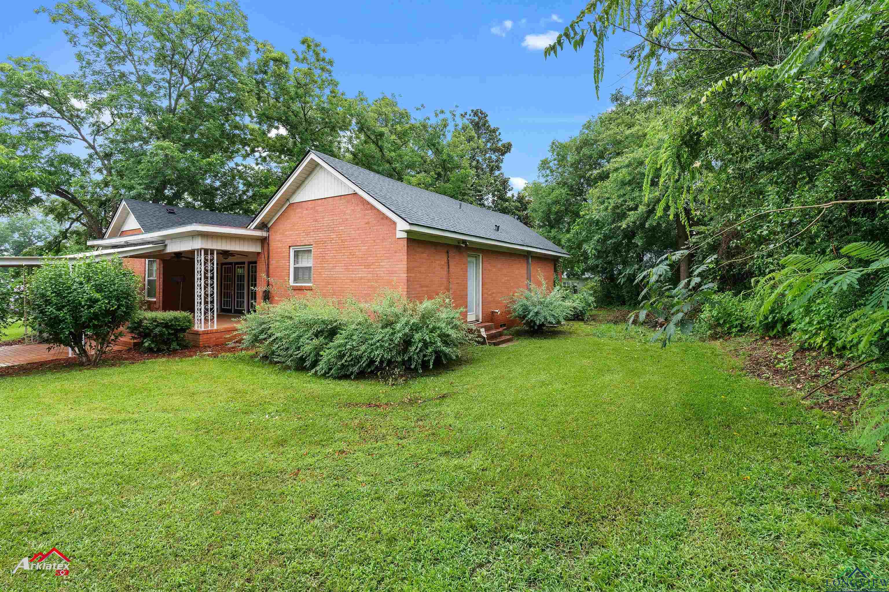 1204 Collins St, Henderson, Texas image 25