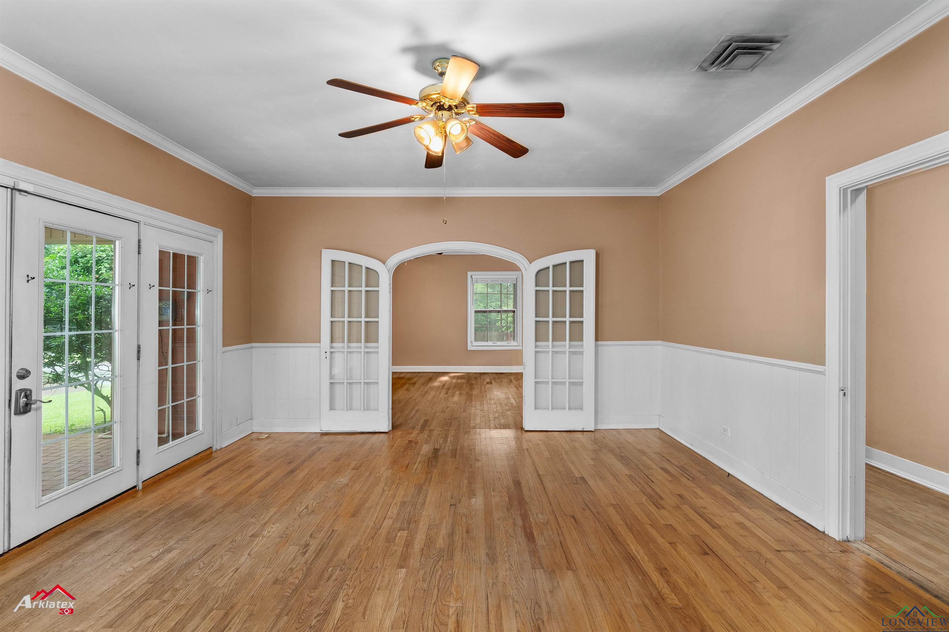 1204 Collins St, Henderson, Texas image 13