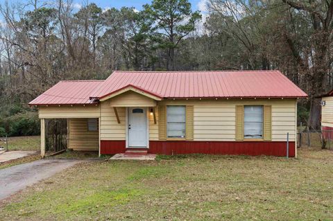 Homes For Sale - 1913 Ark St<br/> Harrison County, Marshall, TX 75672