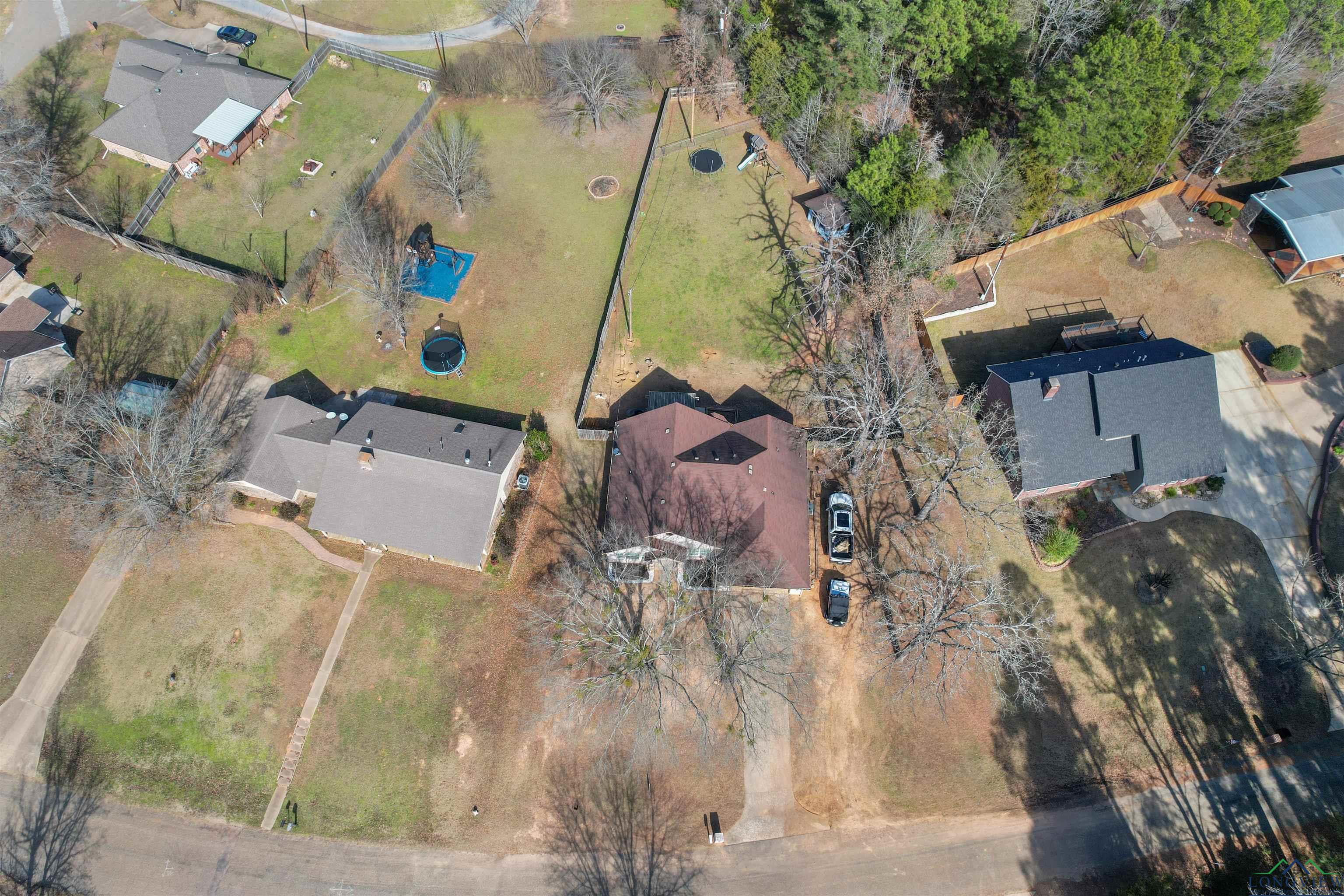 105 Bob White Drive, Gilmer, Texas image 3