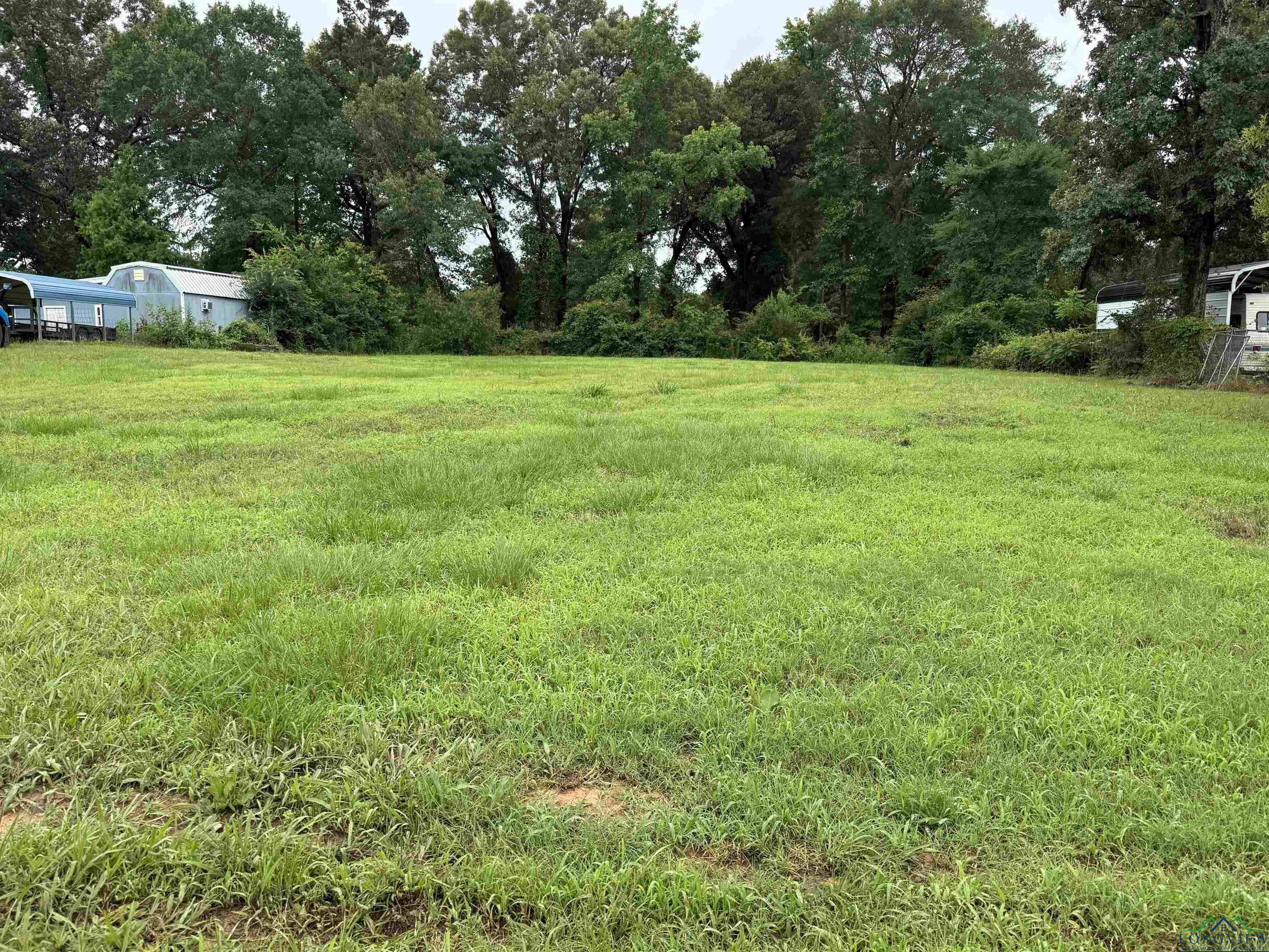 495 Fir Rd, Gladewater, Texas image 2