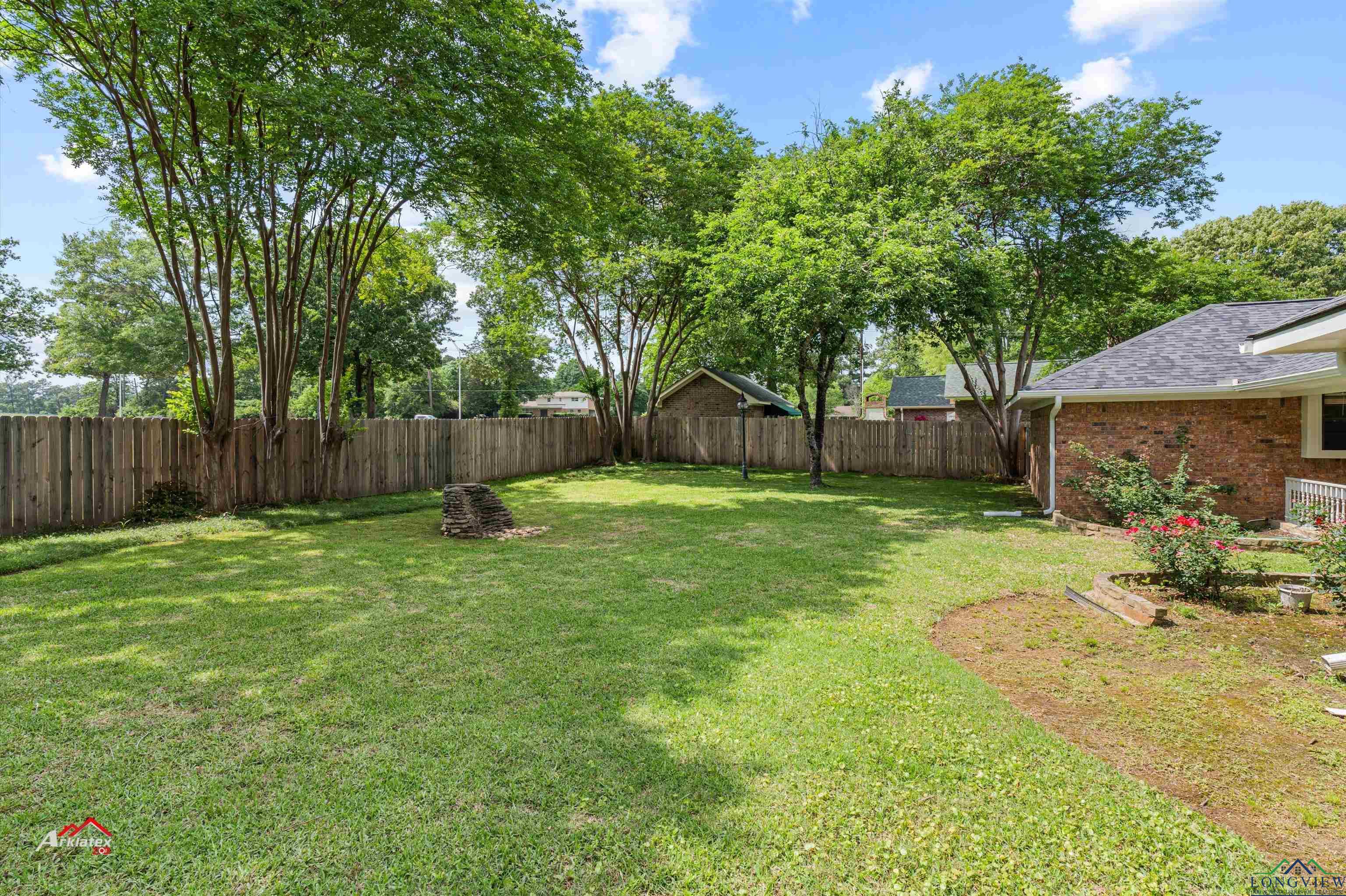 102 Rambling Rd, Carthage, Texas image 38