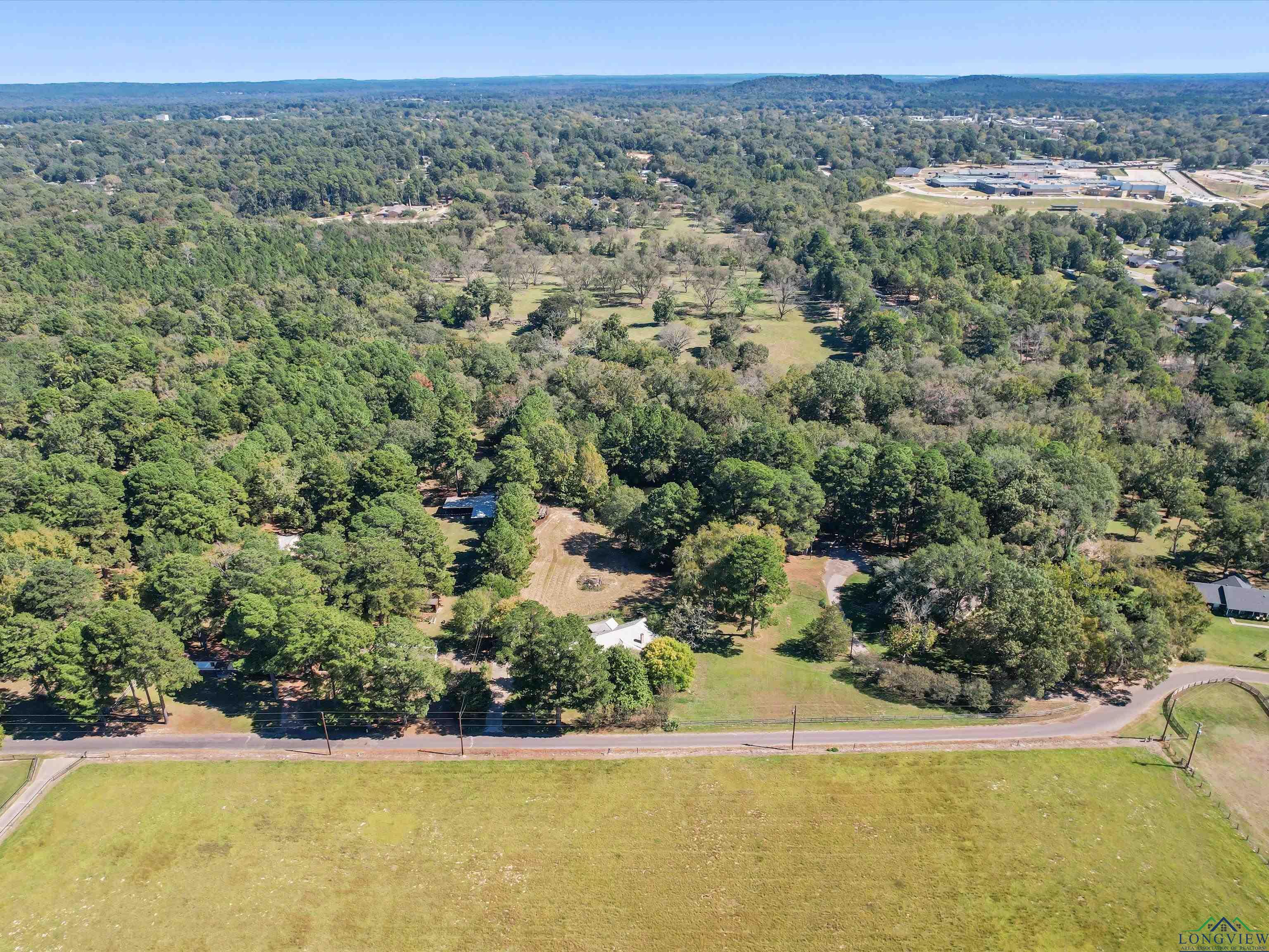 1161 Burro Rd, Gilmer, Texas image 4