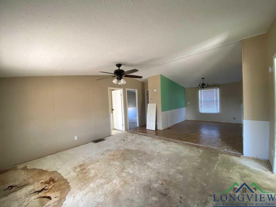 107 Askew St, Coolidge, Texas image 3