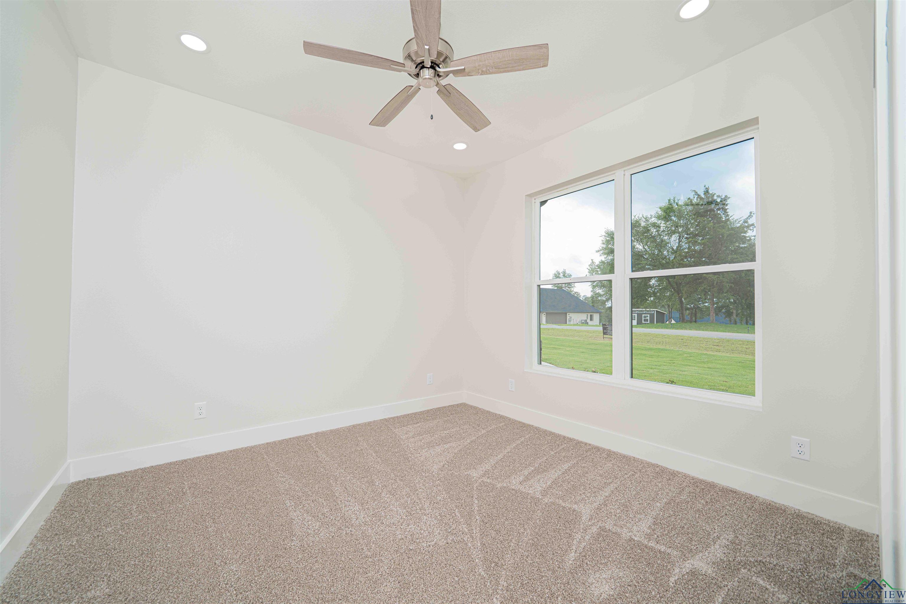 264 Clara Lane, Kilgore, Texas image 32