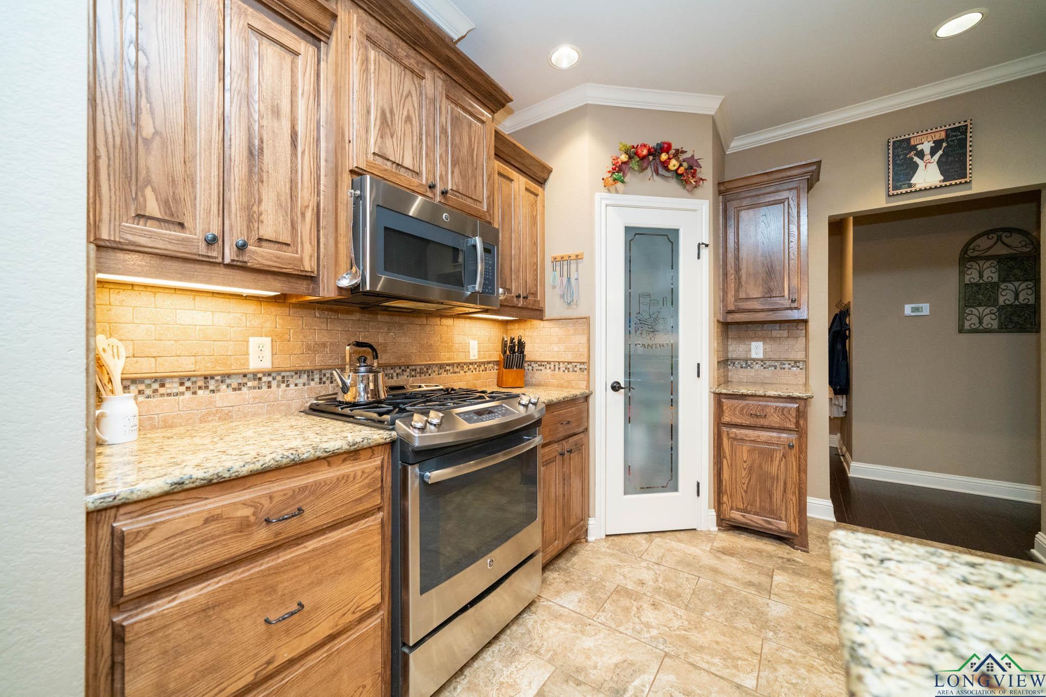 2106 Katie Lee Ln, Longview, Texas image 14