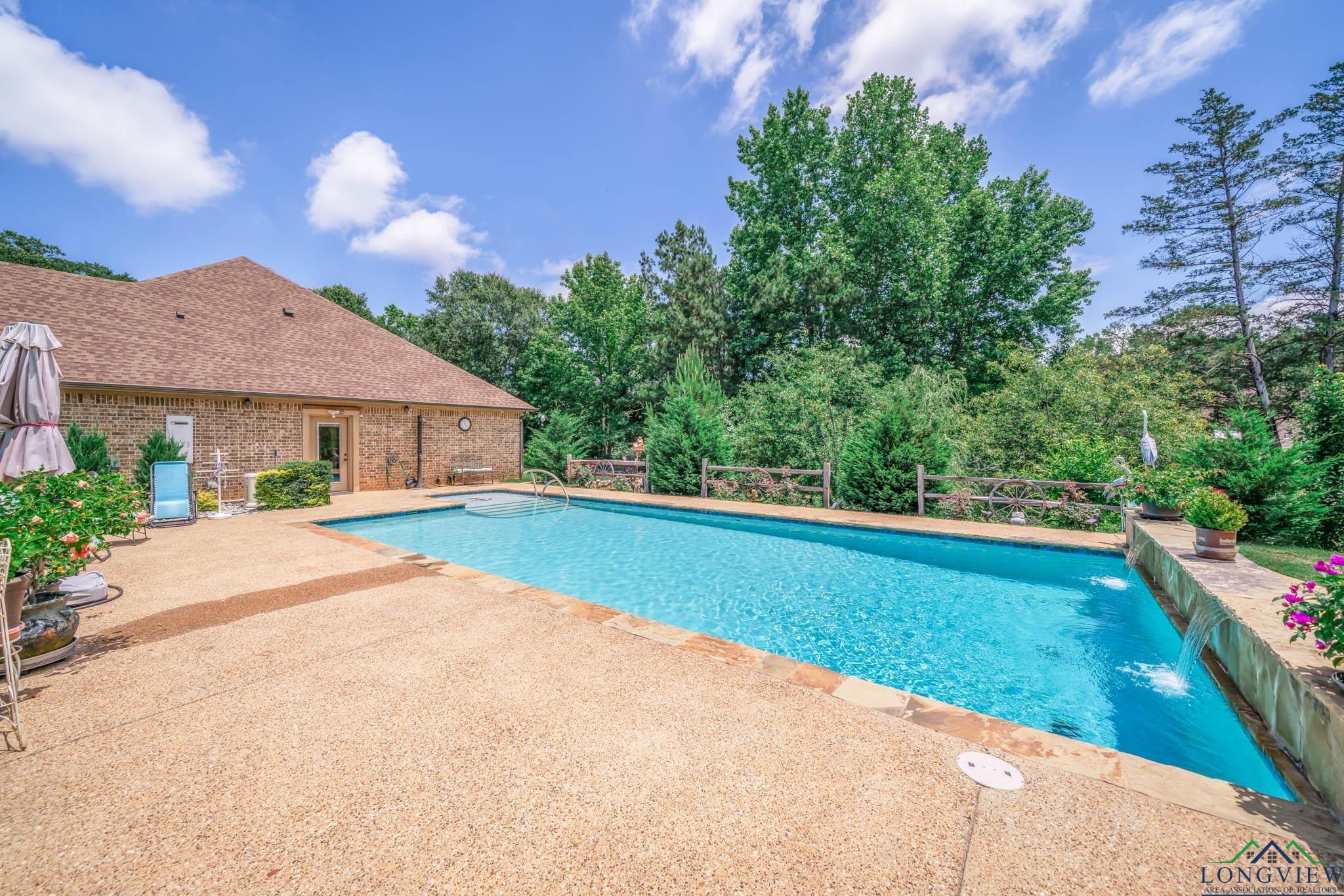 2106 Katie Lee Ln, Longview, Texas image 37