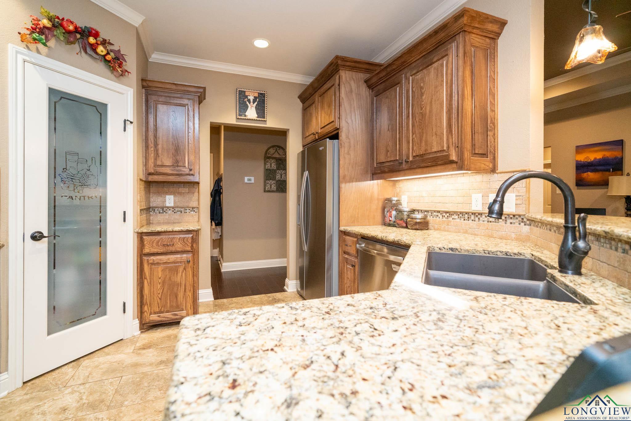 2106 Katie Lee Ln, Longview, Texas image 15