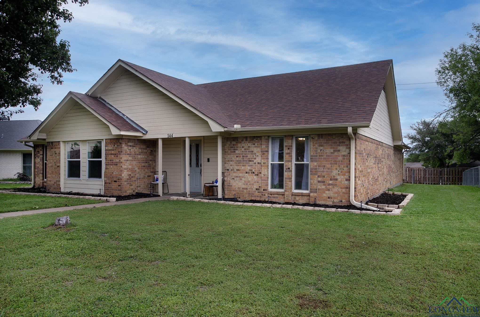 144 Hollie Cir, Sulphur Springs, Texas image 2