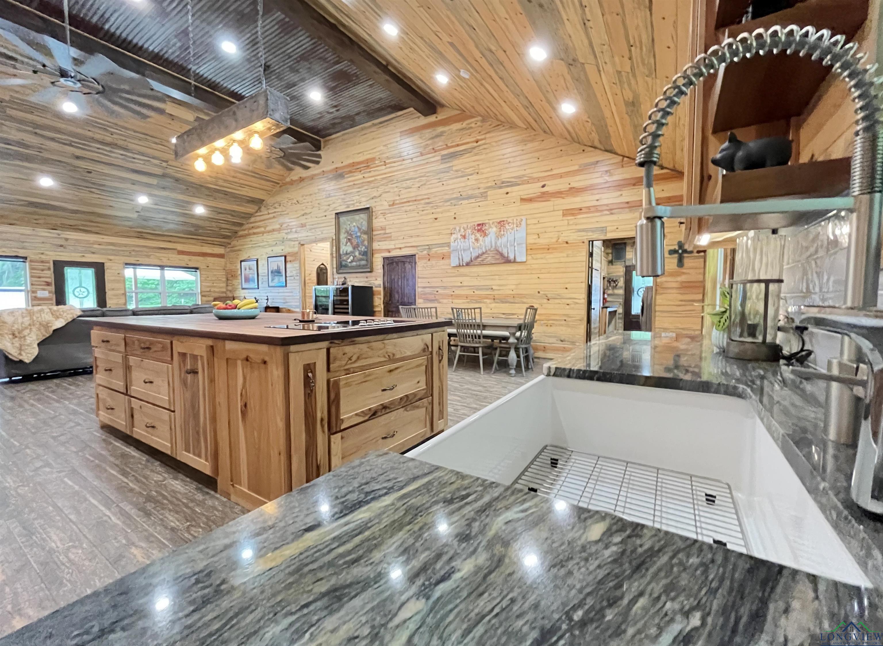 454 Cr 4914 Circle, Troup, Texas image 7
