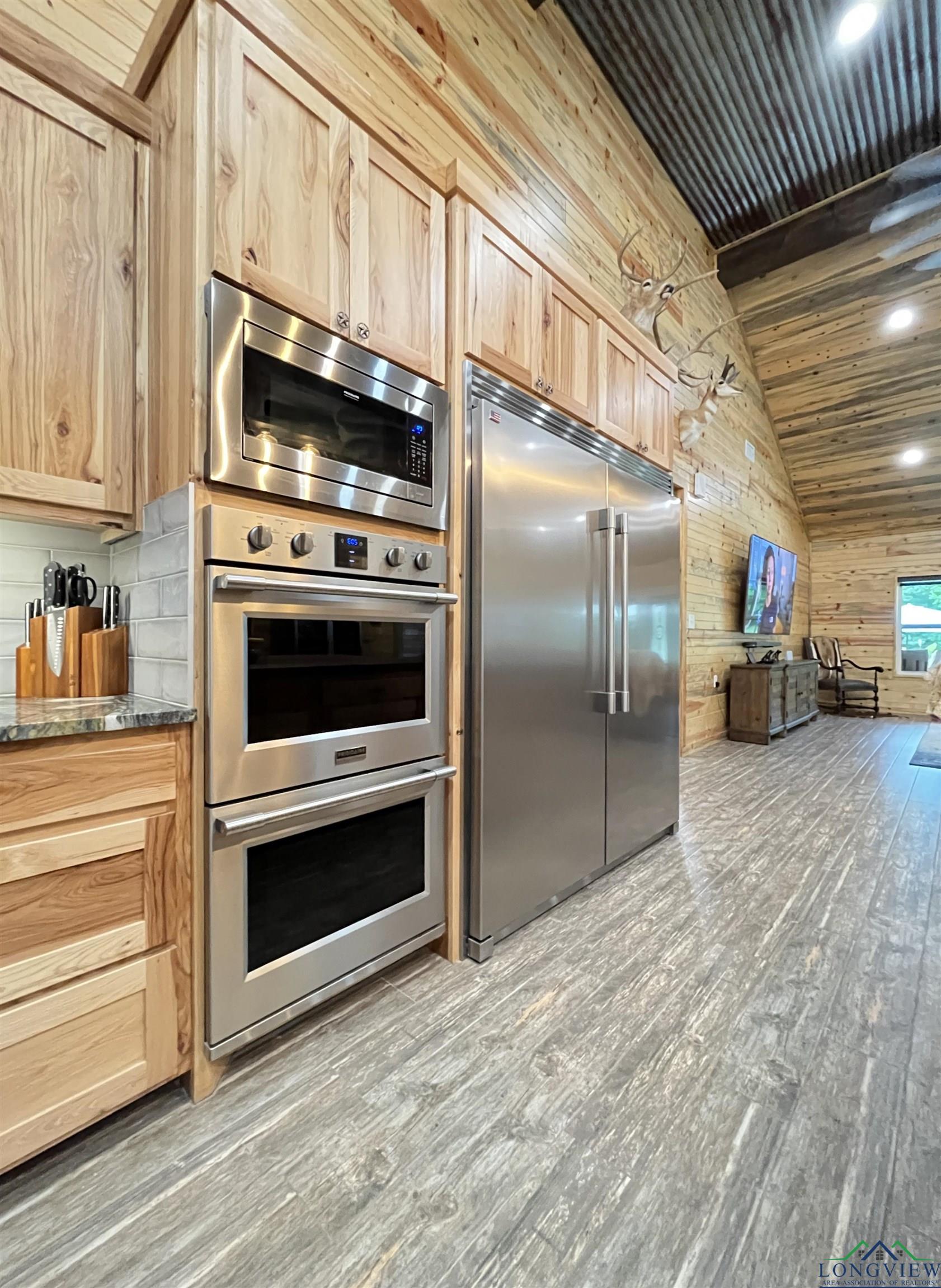 454 Cr 4914 Circle, Troup, Texas image 9