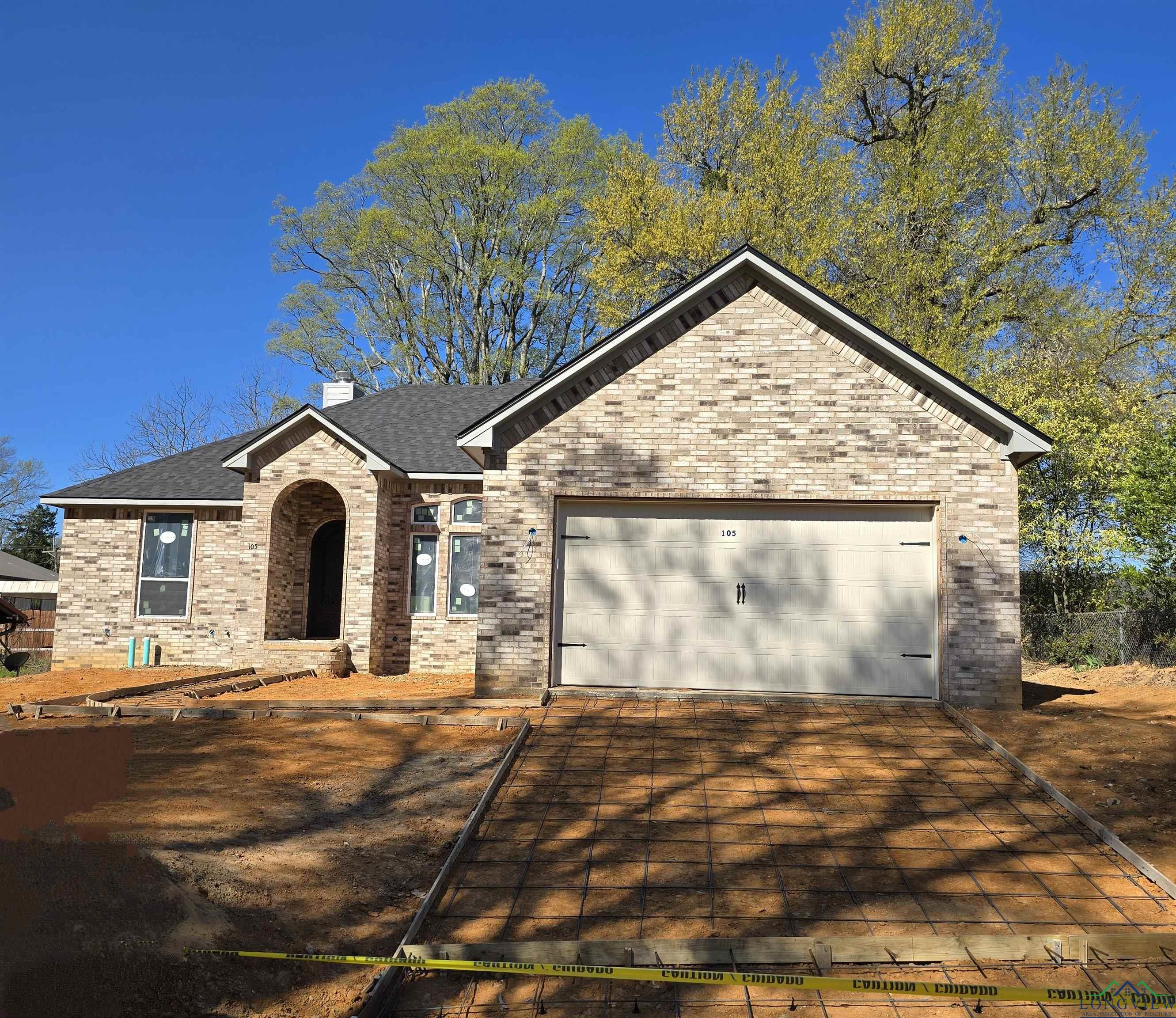 705 Wildwood Trail, Holly Lake Ranch, Texas image 1