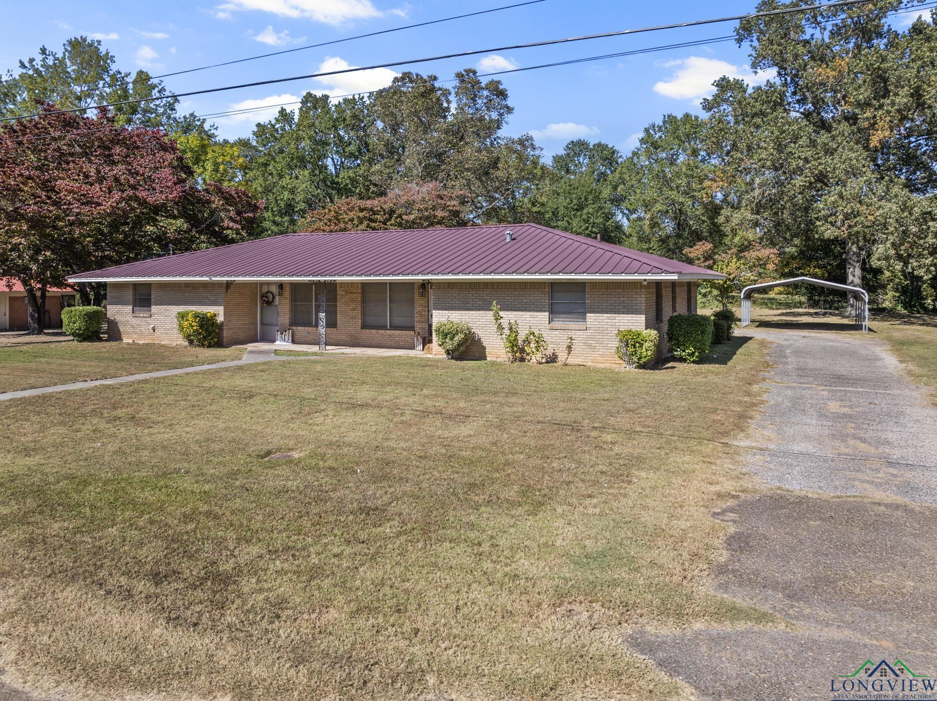 210 Mccuin St, Hughes Springs, Texas image 3