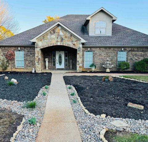 A home in White Oak