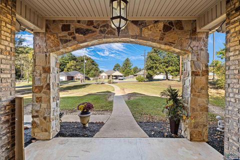 A home in White Oak