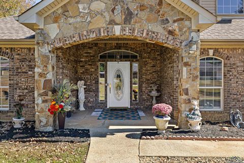 A home in White Oak