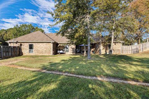 A home in White Oak