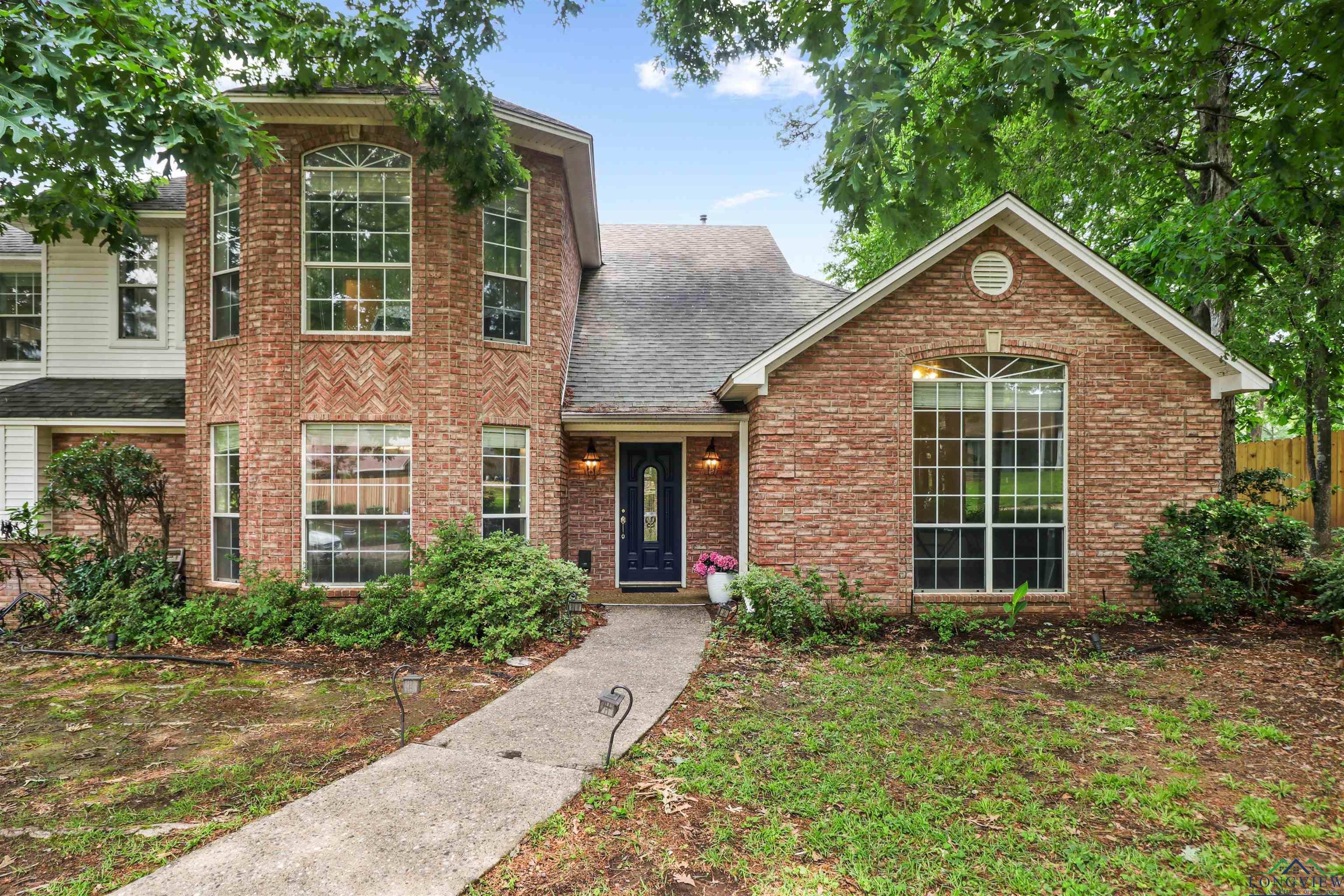 1302 Sleepy Hollow Ln, Longview, Texas image 2