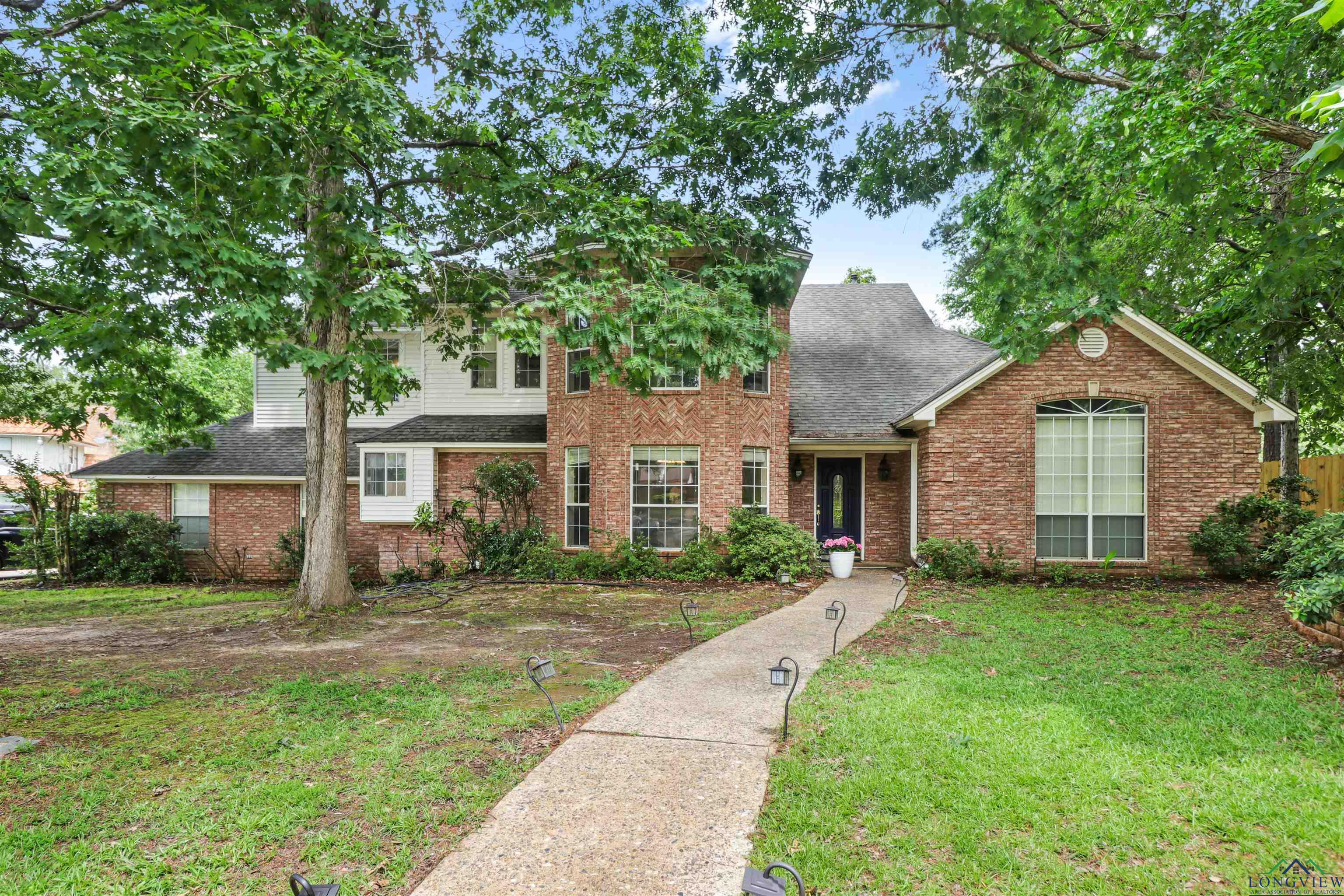 1302 Sleepy Hollow Ln, Longview, Texas image 1