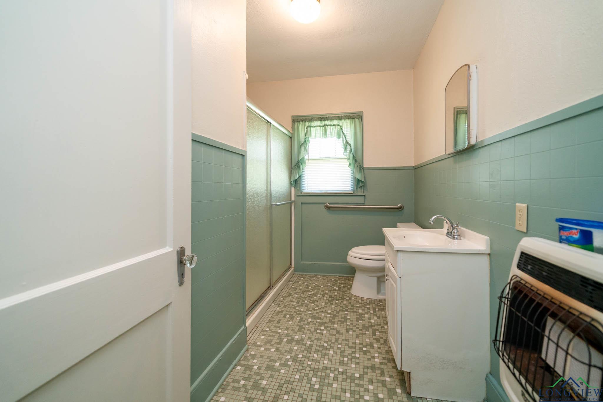 504 Wayne St, Omaha, Texas image 26