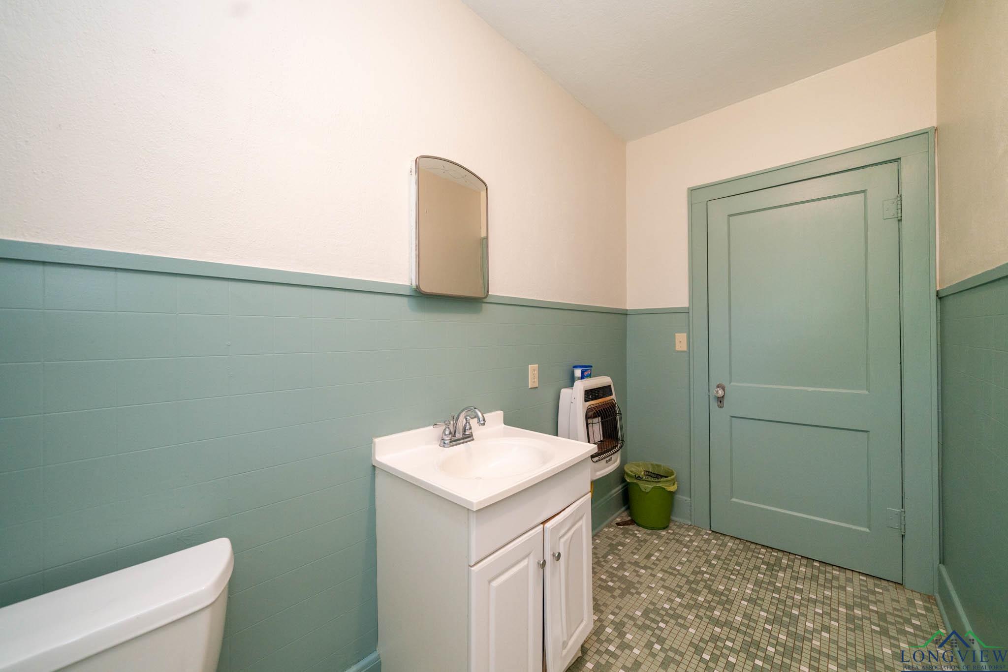 504 Wayne St, Omaha, Texas image 25