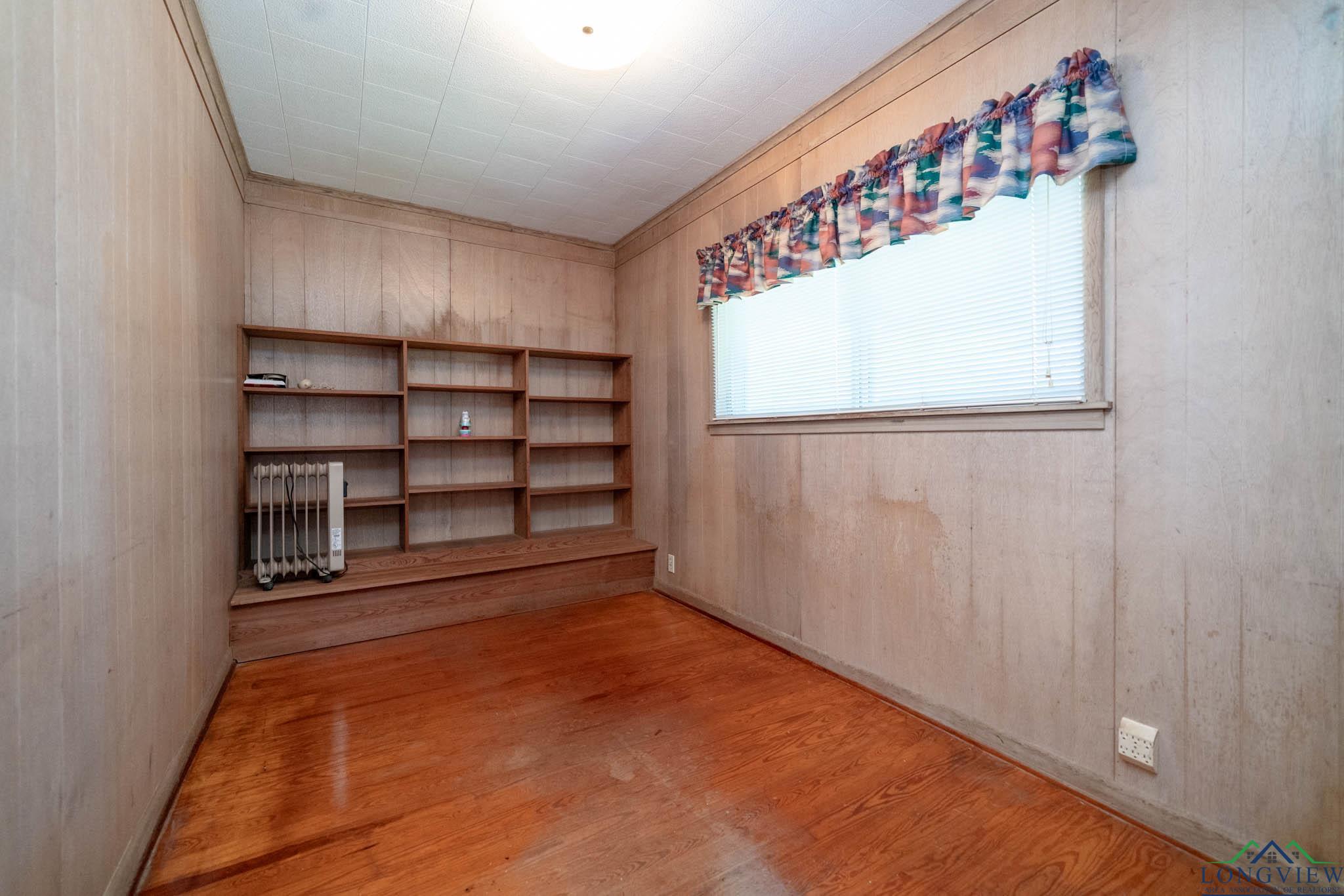 504 Wayne St, Omaha, Texas image 19
