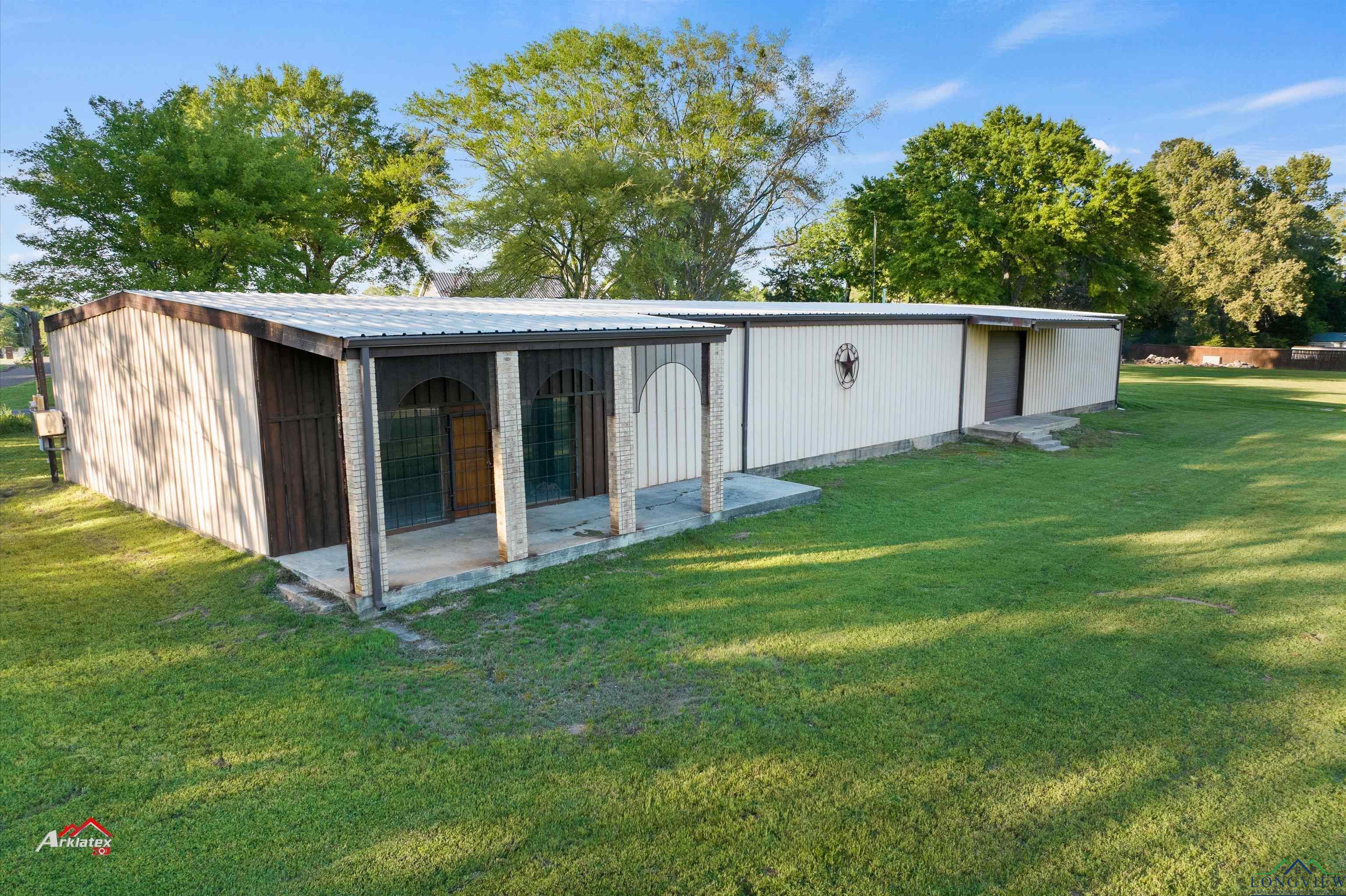 1986 State Hwy 315, Carthage, Texas image 1