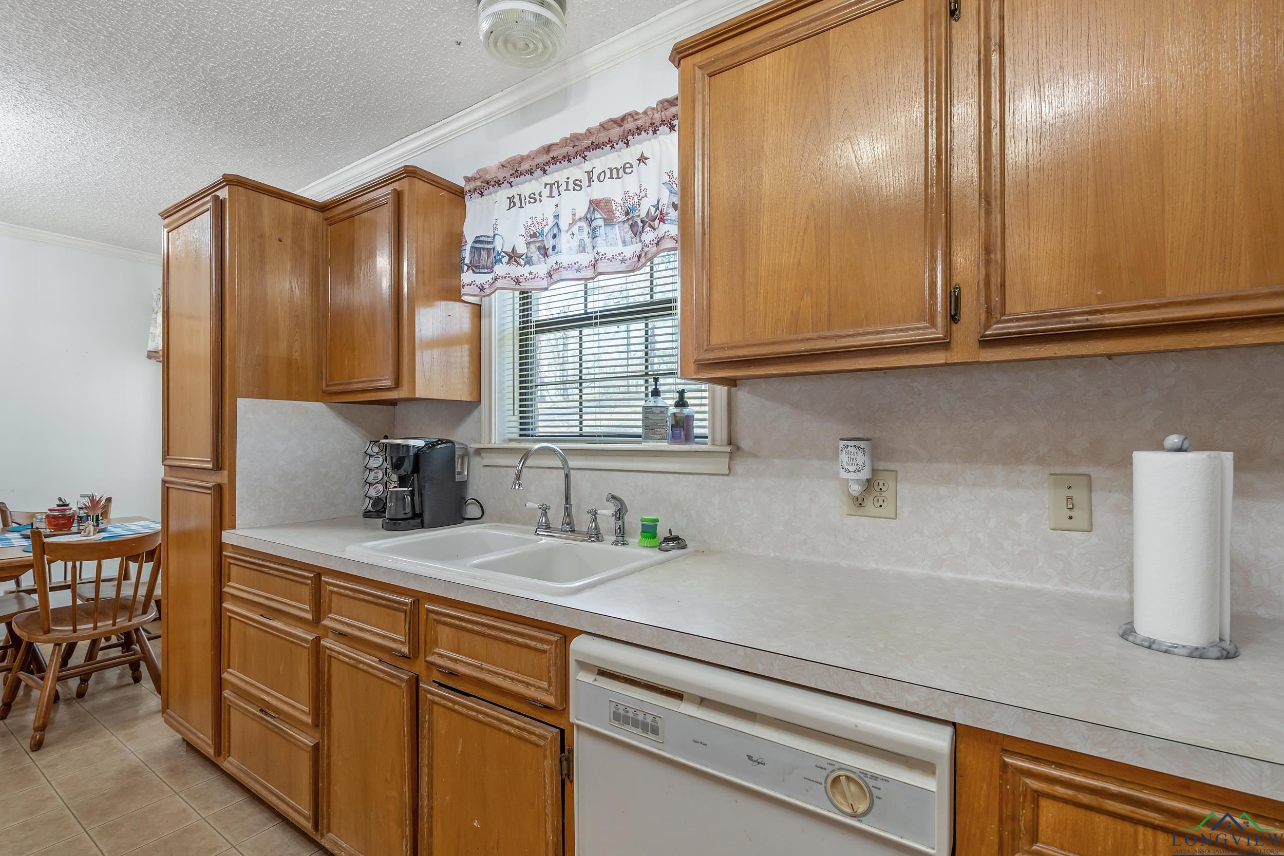 2574 County Road 3412, Chandler, Texas image 8