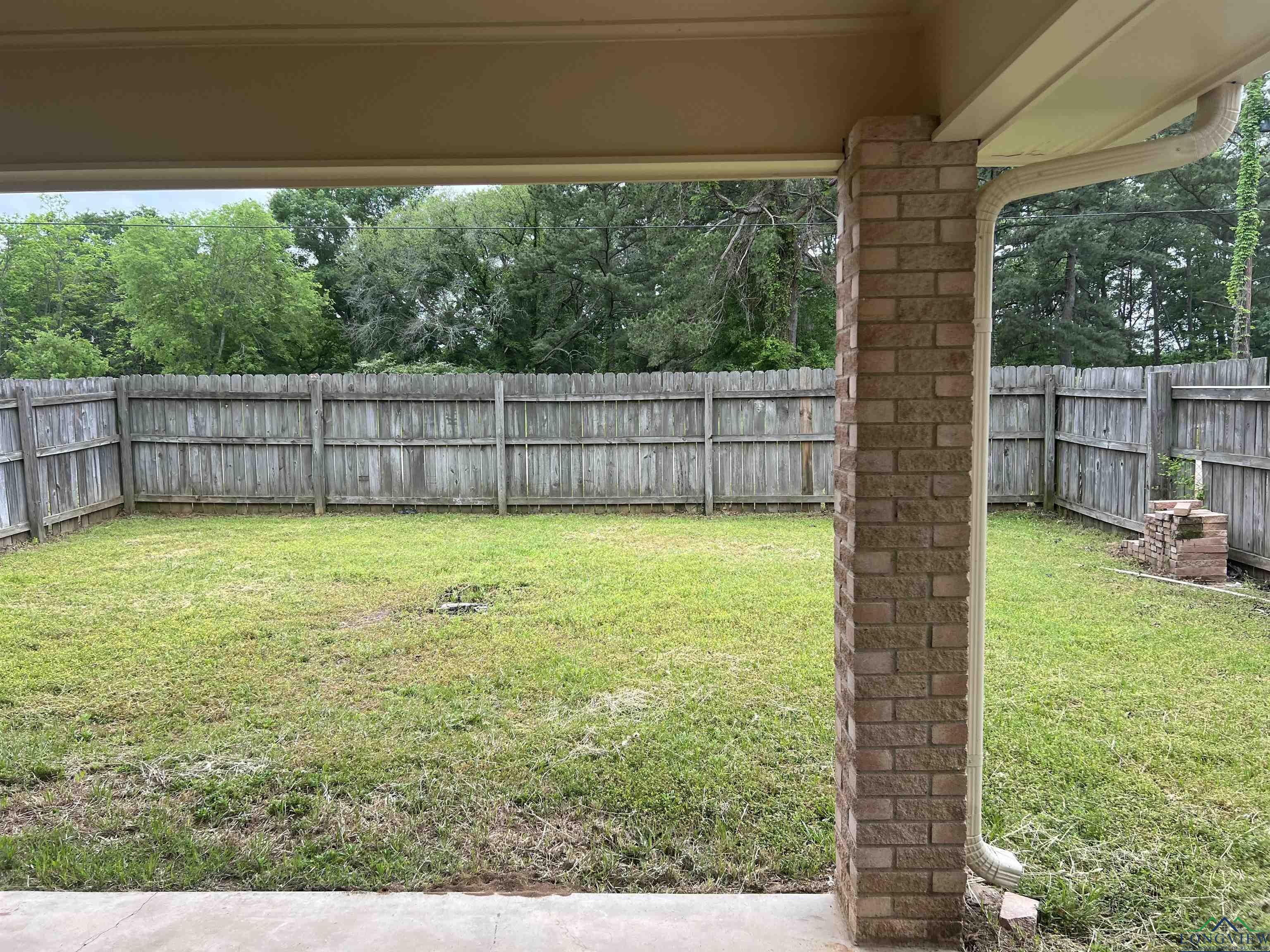 2213 Calvert Dr, Marshall, Texas image 15