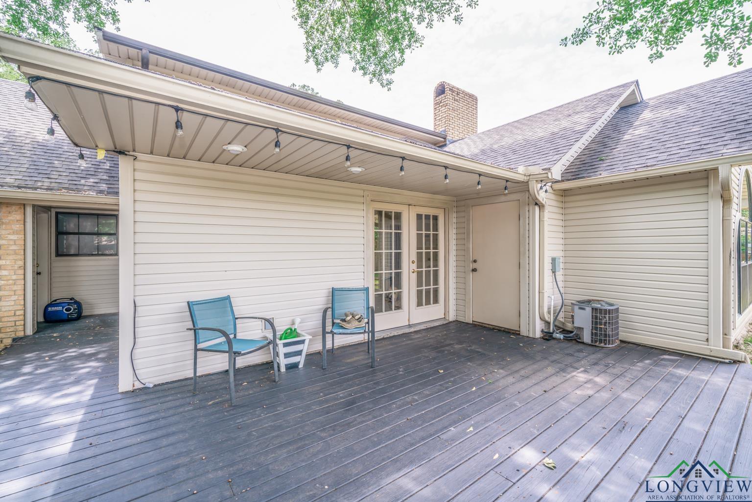 1002 Ruby St, Gilmer, Texas image 39