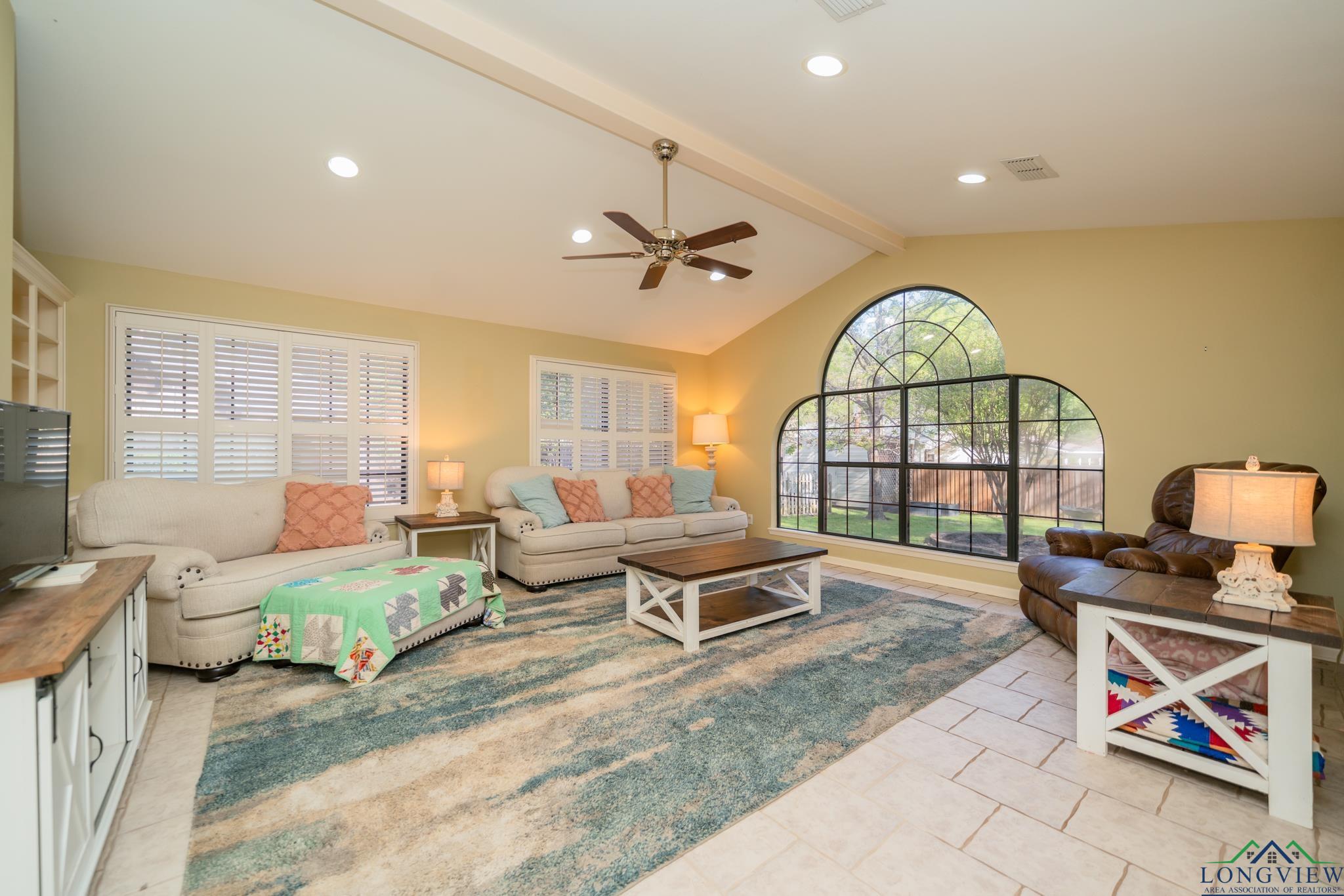1002 Ruby St, Gilmer, Texas image 10