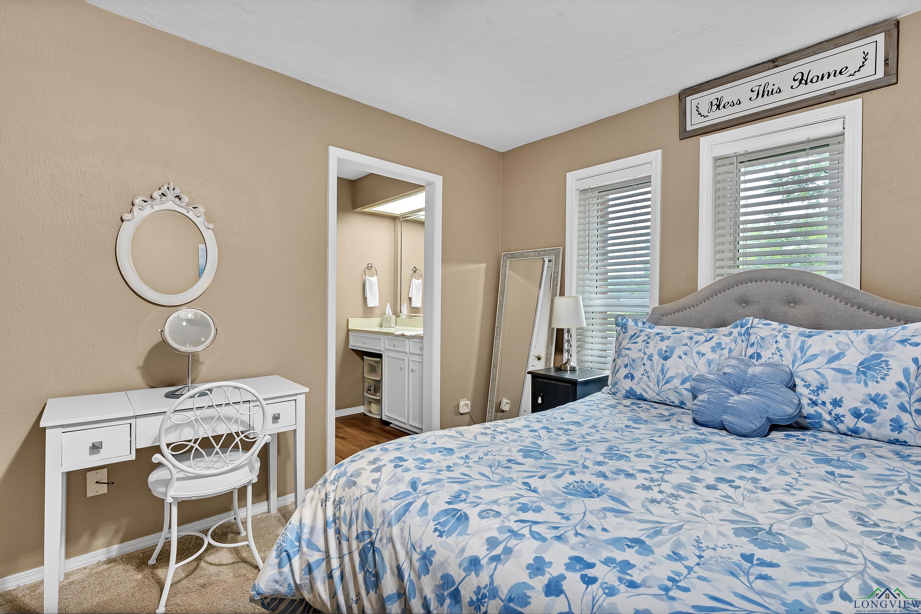 909 Towne Lake Drive, Longview, Texas image 33