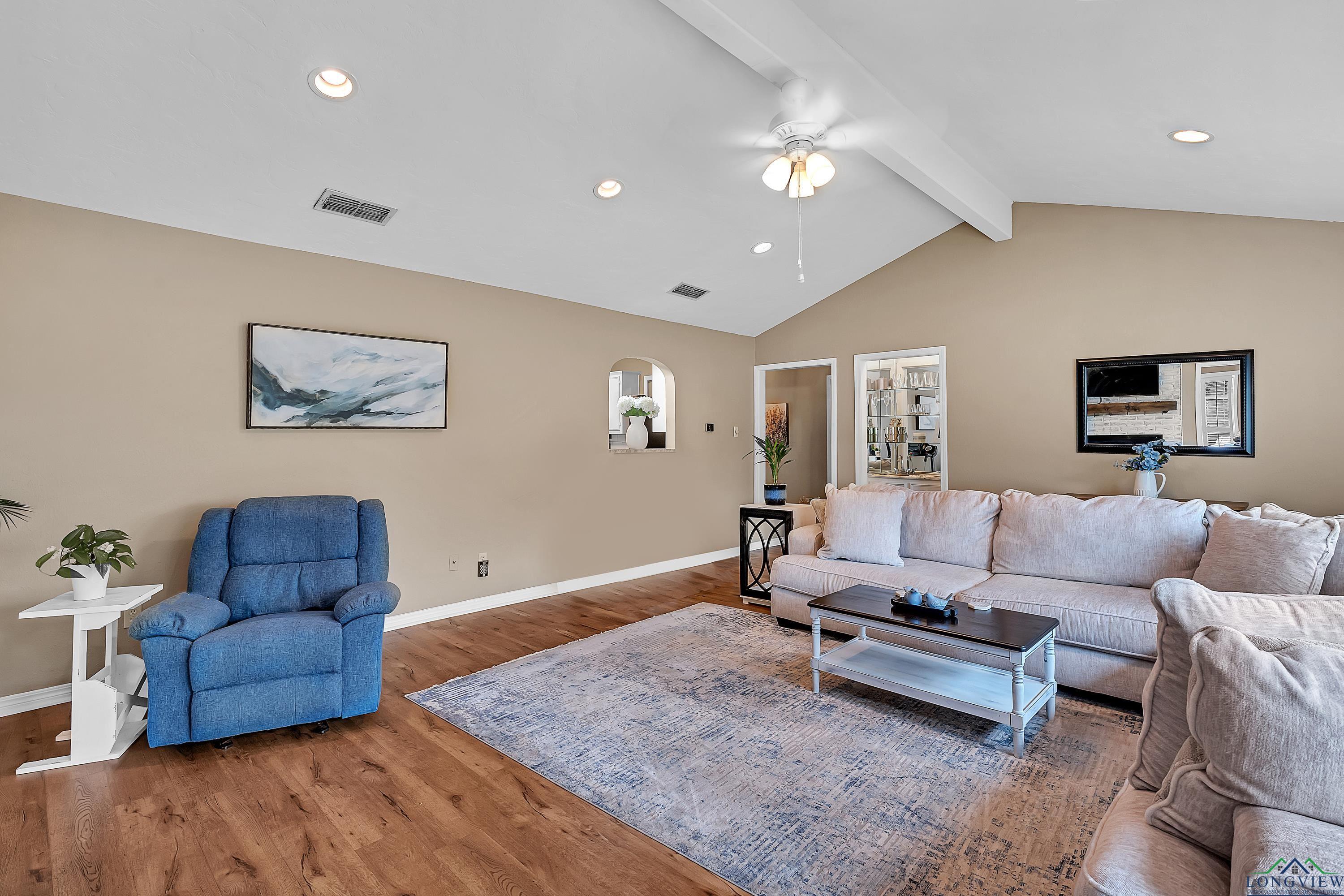 909 Towne Lake Drive, Longview, Texas image 21