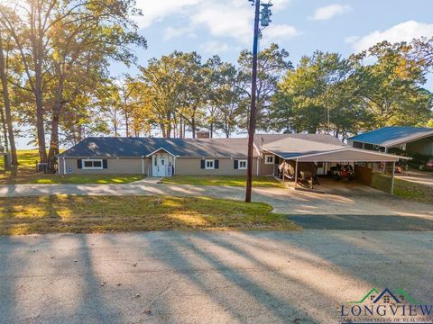 A home in Avinger