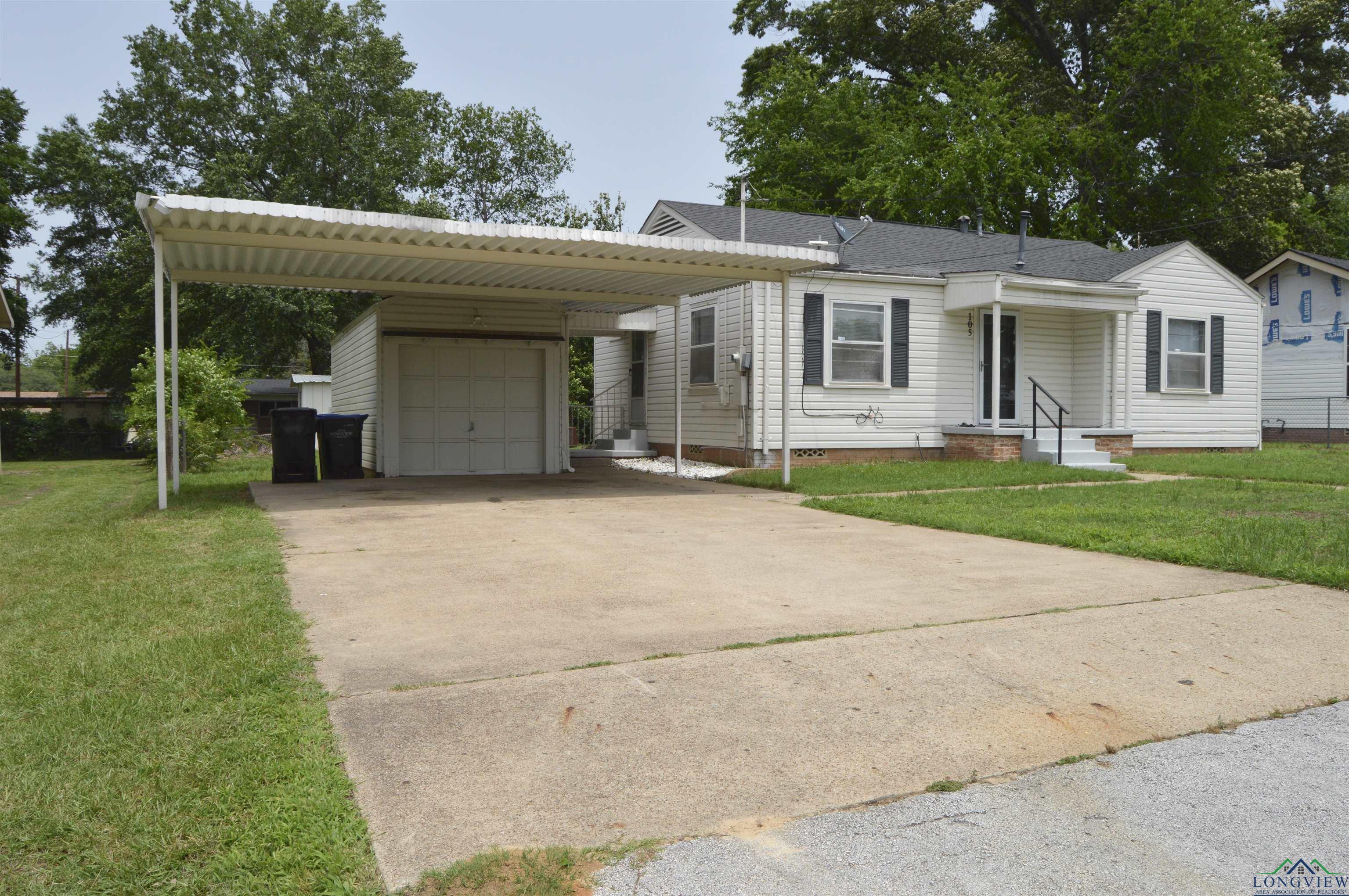 105 W Highland Ave, Longview, Texas image 3