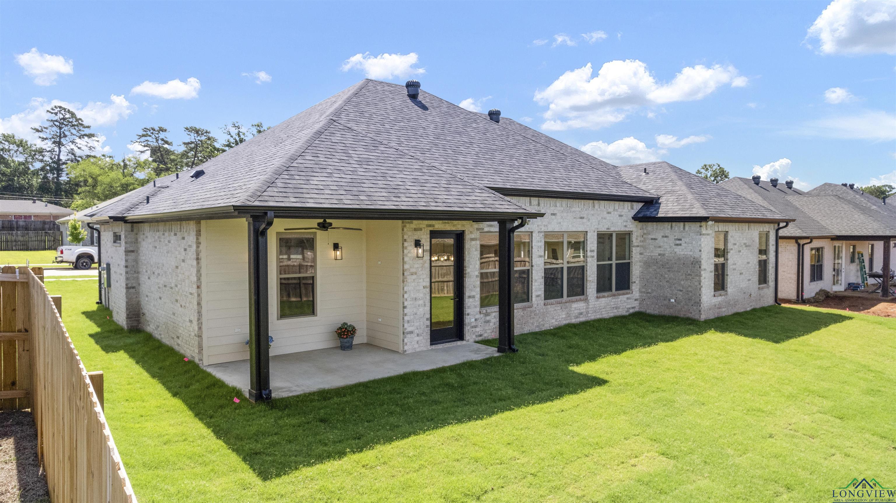 111 Mia Lane, Longview, Texas image 5
