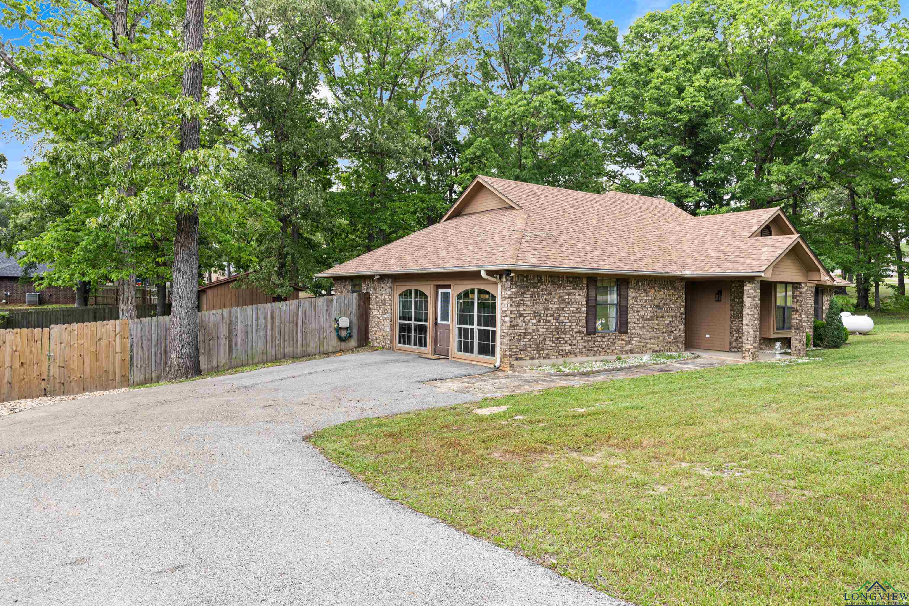 527 Woodbend Dr, Kilgore, Texas image 8