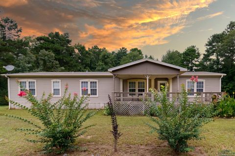 A home in Harleton