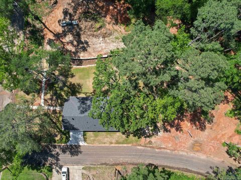 A home in Gladewater