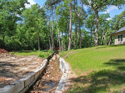 A home in Gladewater