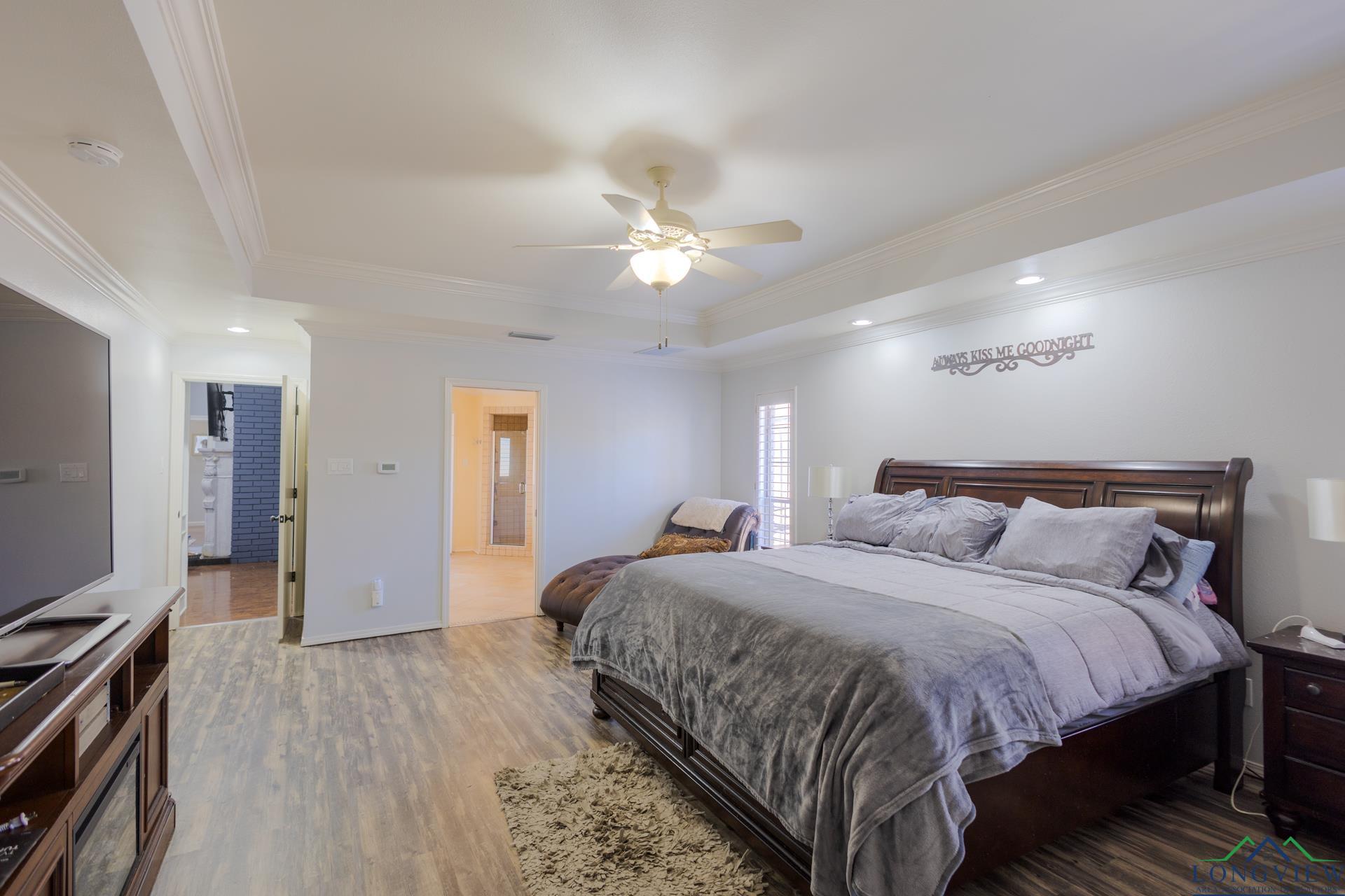 1312 Enchanted Ln, Longview, Texas image 14