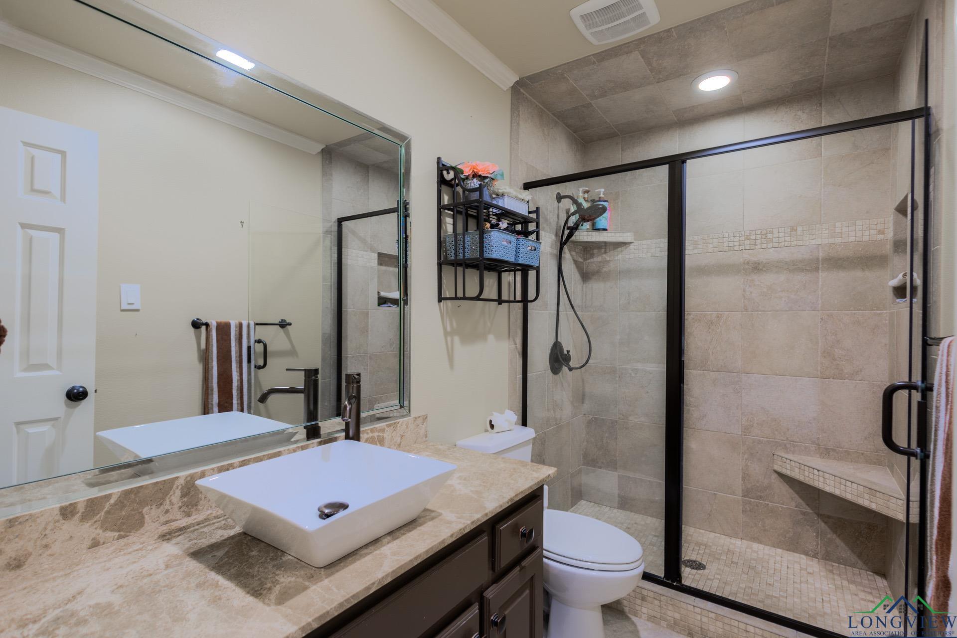 1312 Enchanted Ln, Longview, Texas image 25