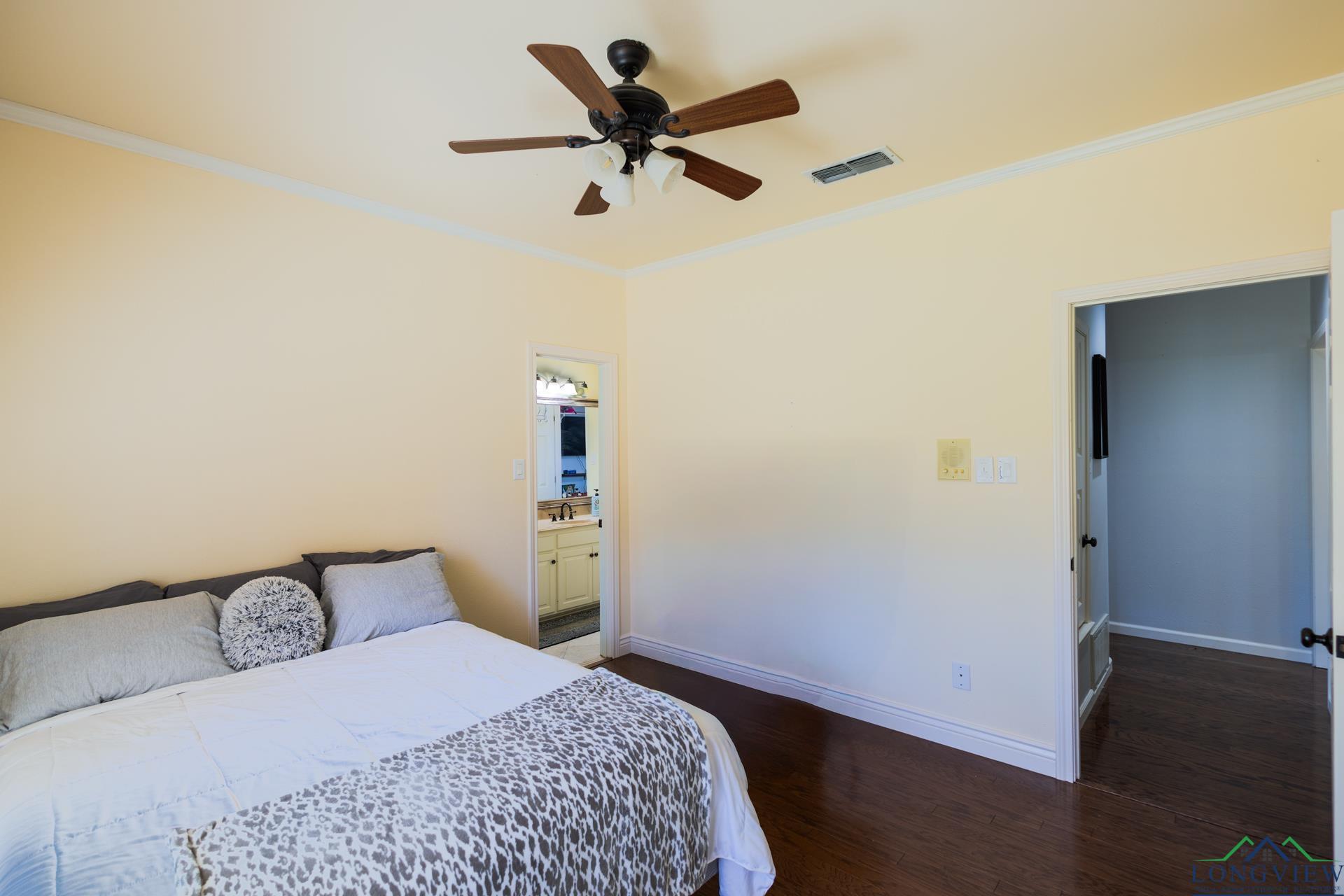 1312 Enchanted Ln, Longview, Texas image 19