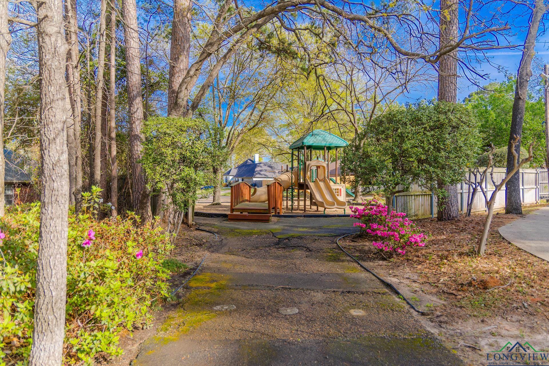 1312 Enchanted Ln, Longview, Texas image 33