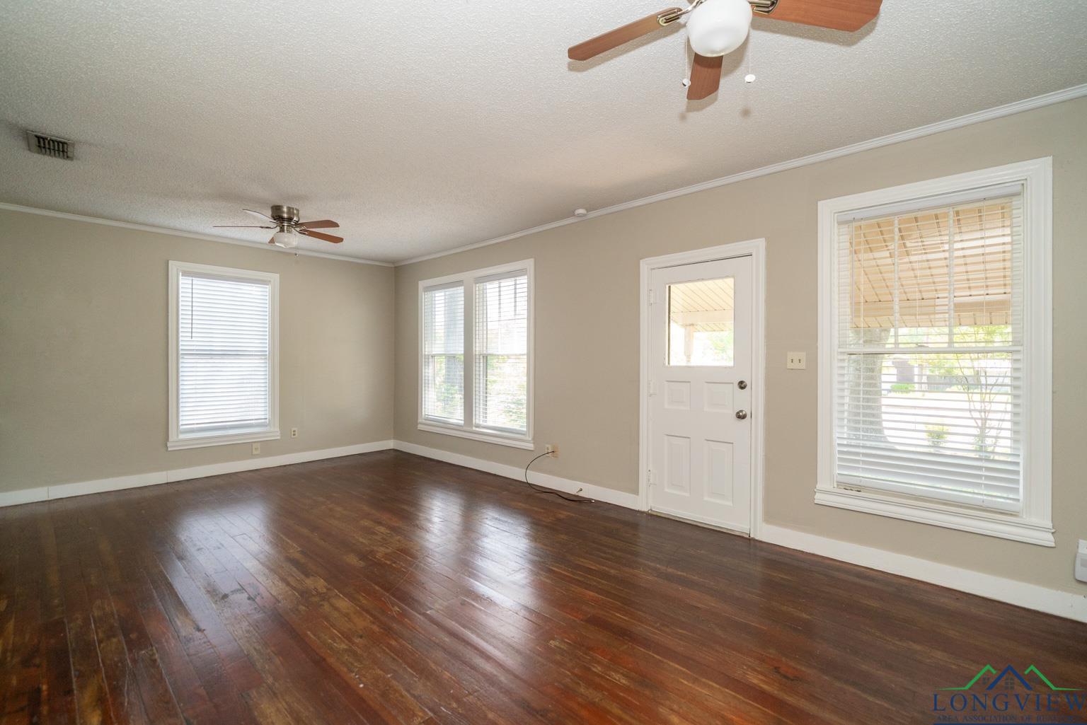 2507 S Henderson Blvd, Kilgore, Texas image 4