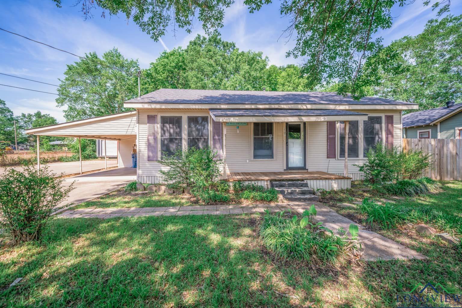 2507 S Henderson Blvd, Kilgore, Texas image 1