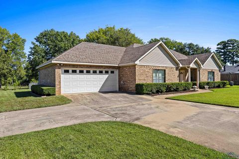 A home in Kilgore